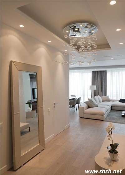 淺色系公寓裝修玄關