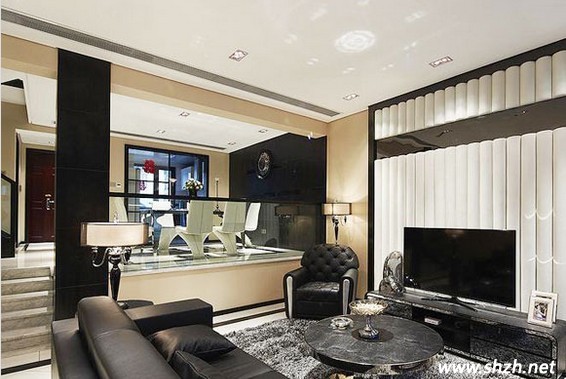 黑白搭配簡約古典的客廳設(shè)計(jì)