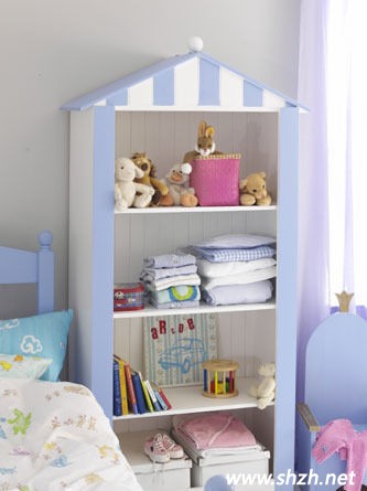 開(kāi)放式兒童衣柜